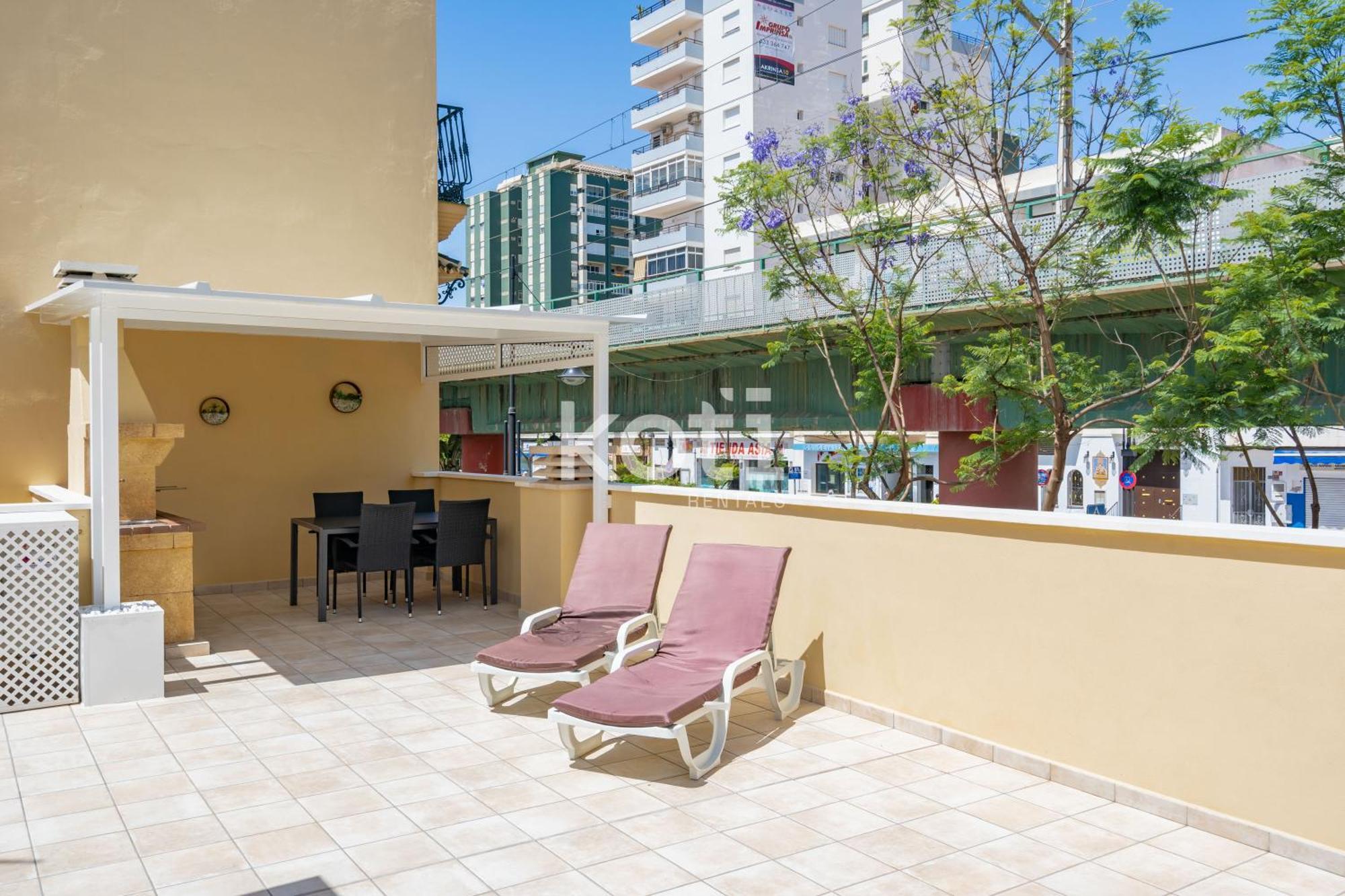 Koti Rentals - Casita Rosario Pino Rooftop Y Bbq Fuengirola Ngoại thất bức ảnh
